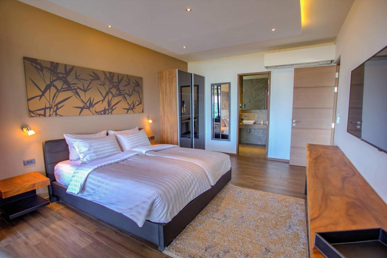 Aparthotel Ocean Rock Kalim à Patong Extérieur photo