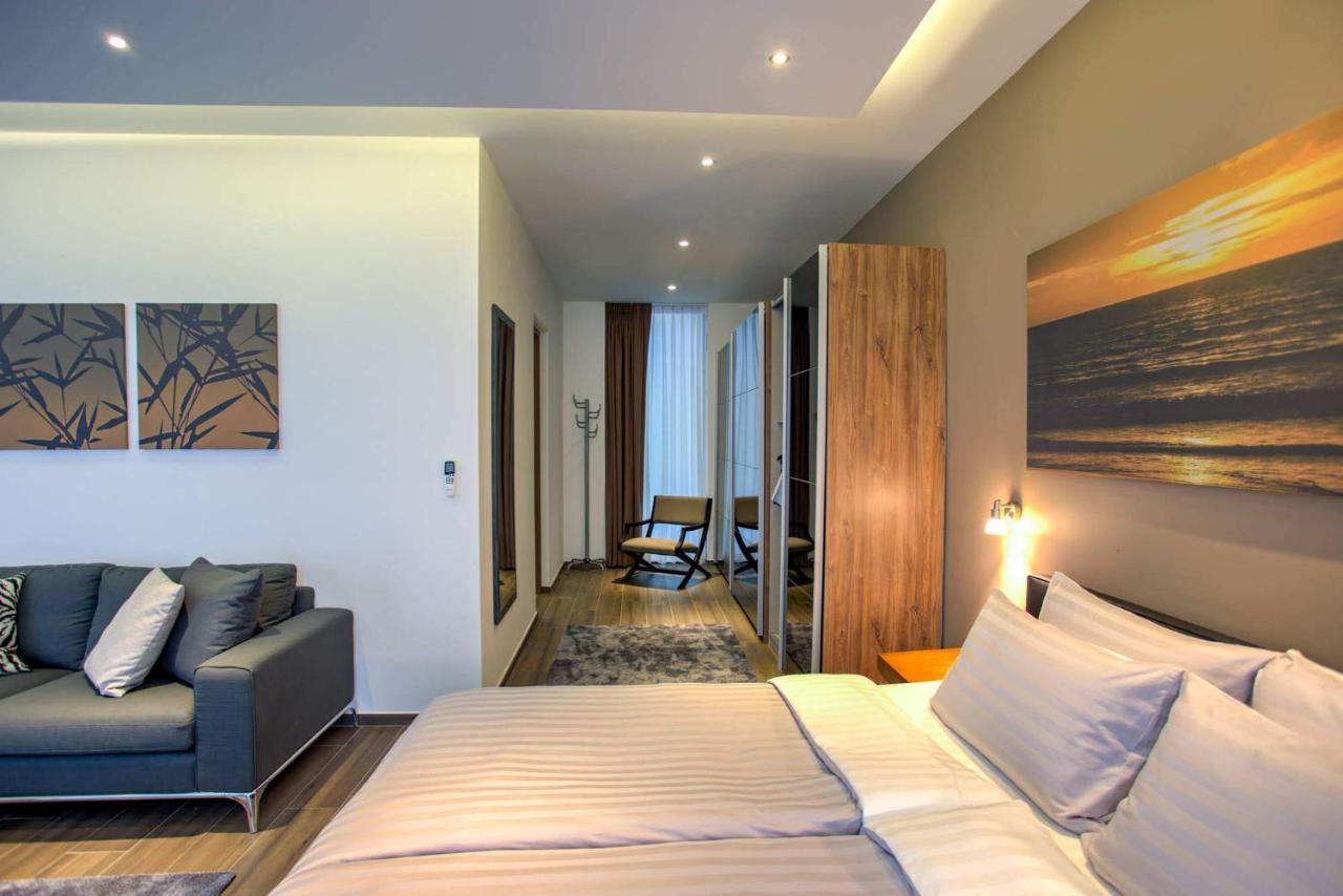 Aparthotel Ocean Rock Kalim à Patong Extérieur photo