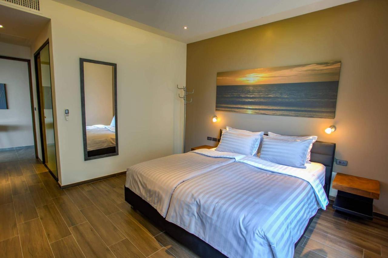 Aparthotel Ocean Rock Kalim à Patong Extérieur photo
